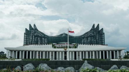 Le palais présidentiel à Ibu Kota Nusantara (IKN), la nouvelle capitale prévue de l'Indonésie, le 14 août 2025