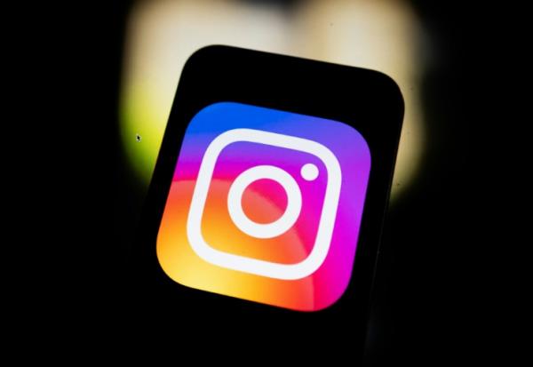 Le logo d'Instagram est montré sur un écran à Austin, Etats-Unis, le 18 septembre 2024