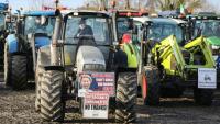 Manifestation d'agriculteurs contre l'accord de libre-échange entre l'Union européenne et le Mercosur à Athlone, dans le centre de l'Irlande, le 10 janvier 2026