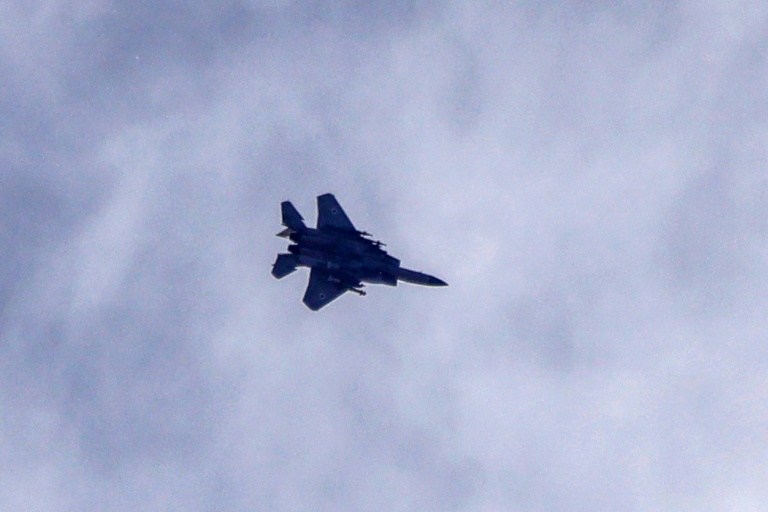 Un avion de chasse israélien survole la région de Marjayoun, dans le sud du Liban, le 3 juin 2026