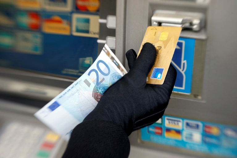 Arrêts maladie, chômage, temps partiel, licenciement ou difficultés à évoluer dans sa carrière peuvent entraîner une baisse des revenus et, à terme, des droits à la retraite