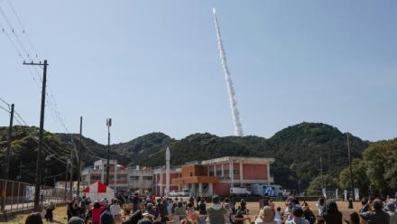 Le lancement de Kairos 3 vu de Nachikatsuura, au Japon, le 5 mars 2026 