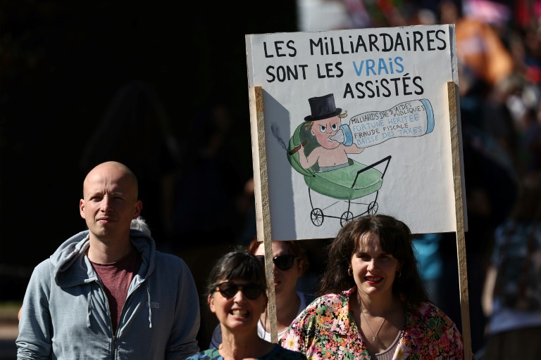 Des manifestants à Strasbourg le 18 septembre 2025