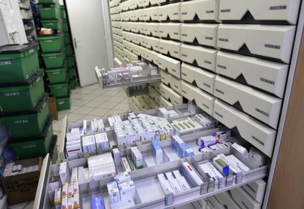 Les médicaments prescrits en ville mais non consommés représentent chaque année en France entre 561 millions et 1,7 milliard d’euros, selon une évaluation de la Cour des comptes