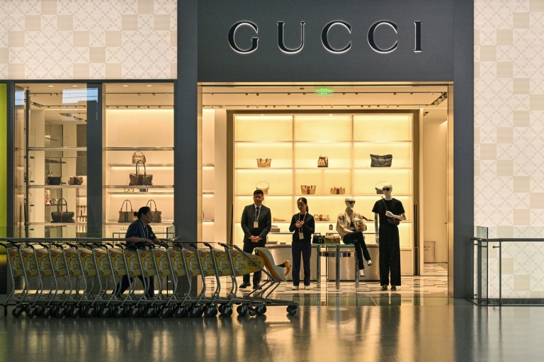 Un magasin Gucci à l'aéroport de Shanghai, le 20 mai 2026