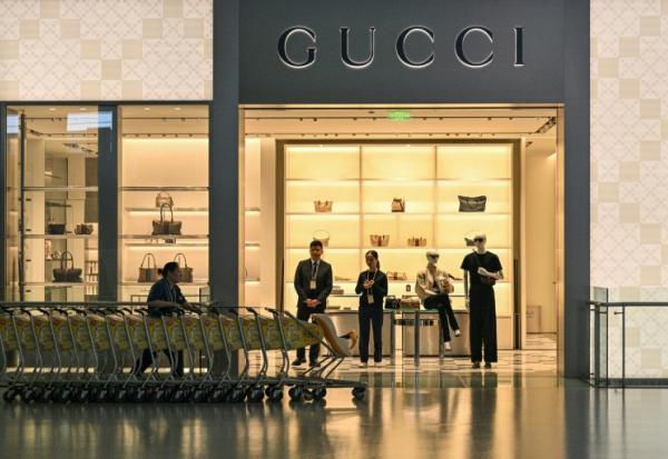 Un magasin Gucci à l'aéroport de Shanghai, le 20 mai 2026