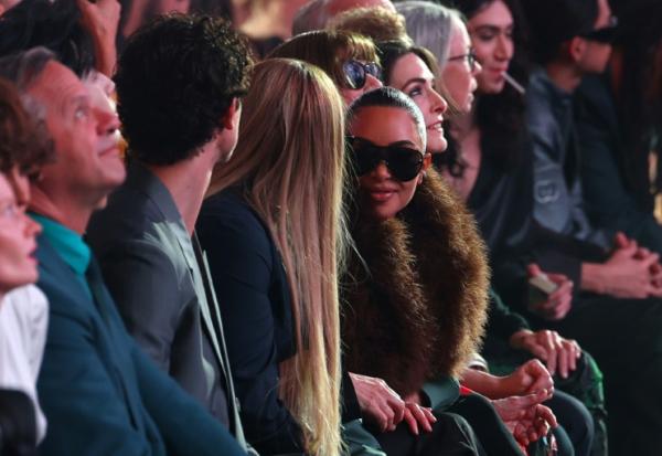 L'influenceuse américaine Kim Kardashian lors d'un défilé à Times Square, à New York, le 16 mai 2026
