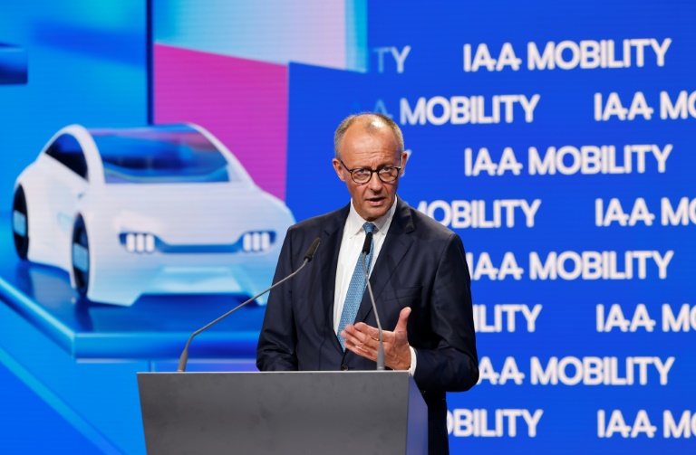 Le chancelier allemand Friedrich Merz lors de l'inauguration du salon international de l'automobile à Munich, le 9 septembre 2025