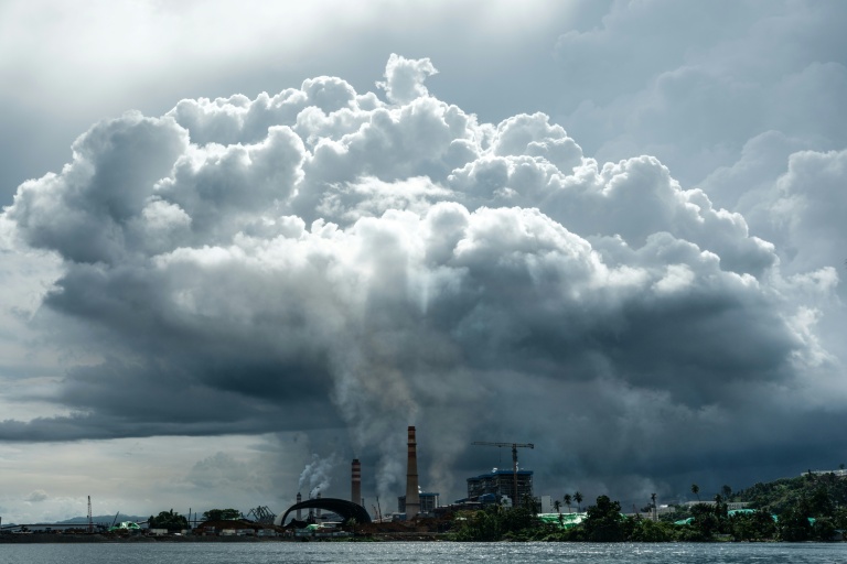 La concession minière de Weda Bay Nickel, critiquée pour ses effets sur la forêt environnante, s'étend sur 45.000 hectares sur l'île de Halmahera aux Moluques (est).