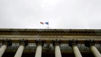 L'ancien siège de la Bourse de Paris, le palais Brongniart, à Paris le 24 août 2015