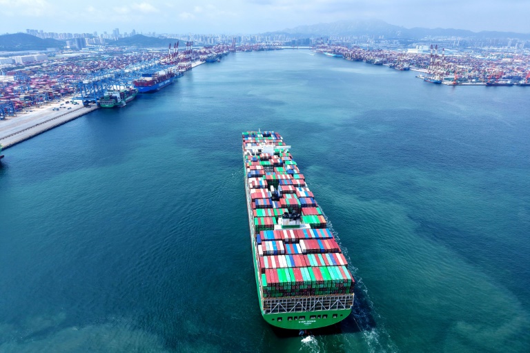 La Chine a enregistré en 2025 un excédent commercial record de près de 1.200 milliards de dollars malgré le recul marqué de ses échanges avec les Etats-Unis