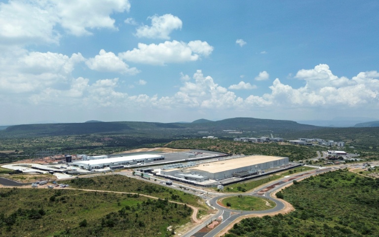 Vue aérienne d’un des centres de données de Microsoft à Colón, dans l'État de Querétaro,  le 30 juillet 2026 au Mexique