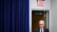 Le président de la Réserve fédérale américaine (Fed), Jerome Powell, arrive pour une conférence de presse après la réunion du Comité fédéral de l'open market à Washington, le 30 juillet 2025