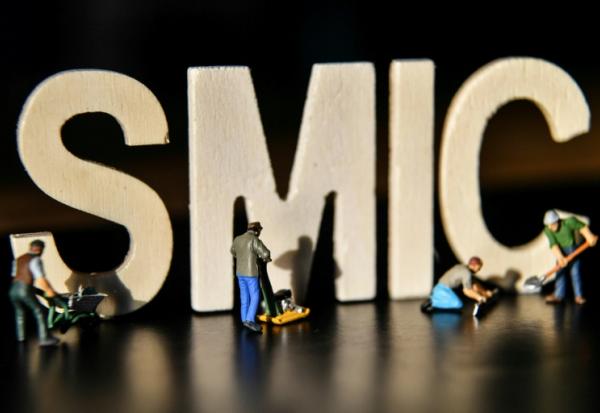 La revalorisation automatique du Smic a relancé débats et crispations sur l'évolution des salaires