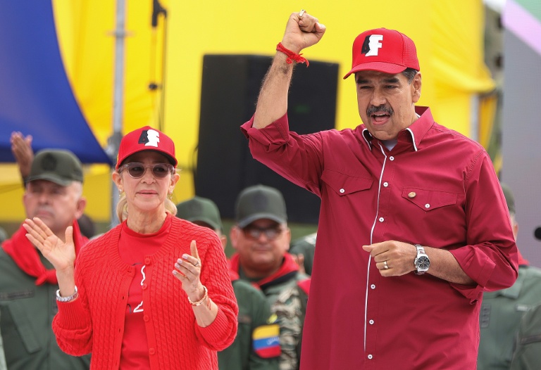 Le président Nicolas Maduro et son épouse Cilia Flores, à Caracas, le 4 février 2025 au Venezuela