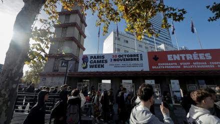 A l'entrée de la Paris Games Week, le 30 octobre 2025