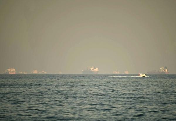 Des cargos et des pétroliers au large de Fujaïrah, dans le détroit d’Ormuz, le 25 février 2026