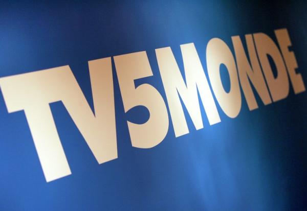 Le régime militaire du Burkina Faso a interdit mardi la diffusion de la chaîne 
de télévision française TV5 Monde pour "désinformation" et "apologie du 
terrorisme" dans le traitement des violences jihadistes dans ce pays et au Mali 
voisin