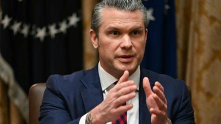 Le ministre américain de la Défense Pete Hegseth, le 2 décembre 2025 à Washington 