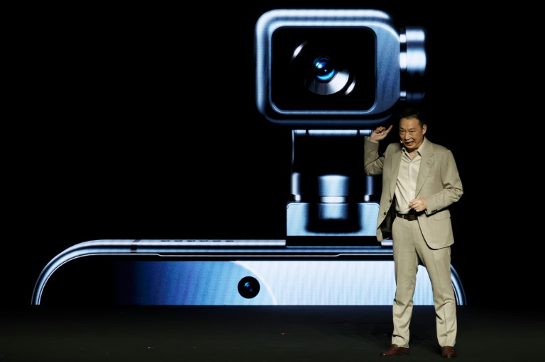 Le fabricant chinois de smartphones Honor a dévoilé dimanche à Barcelone son tout premier 