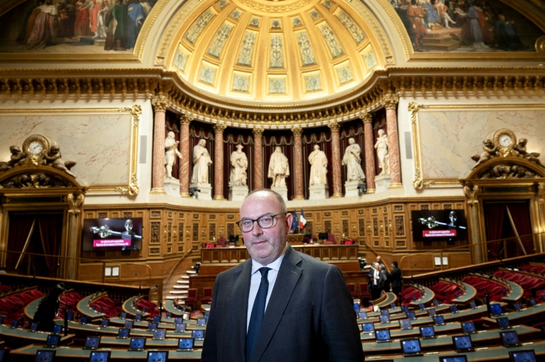 Le sénateur LR Laurent Duplomb au Sénat, à Paris, le 11 février 2025