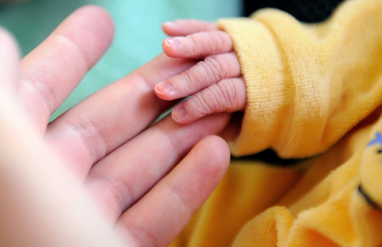 Les pouponnières de l'Aide sociale à l'enfance accueillent des bébés de la naissance à trois ans, placés le plus souvent par la justice car ils sont à risque de danger dans leur famille