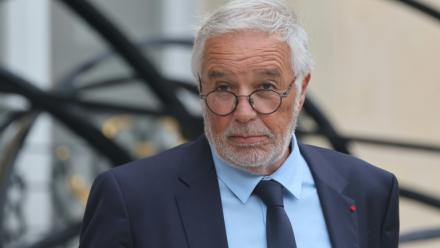 Le ministre sortant de l'Aménagement du territoire et de la Décentralisation, François Rebsamen à la sortie de l'Elysée, le 3 septembre 2025 à Paris