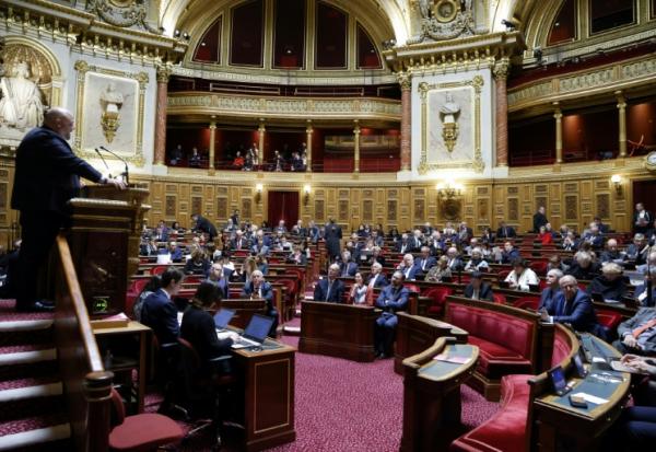 Le Sénat se penche à partir de mercredi sur un projet de loi de lutte contre les fraudes sociales et fiscales, dont le gouvernement espère tirer plus de deux milliards d'euros
