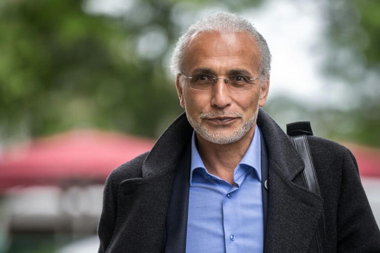 L'islamologue suisse Tariq Ramadan arrive au tribunal de Genève, le 29 mai 2024
