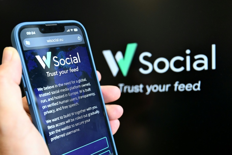 Le réseau social W, qui se veut une alternative européenne à X, a mis sa première version publique à la disposition des internautes