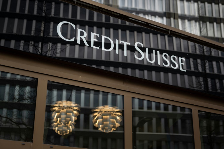 Le sauvetage de Credit Suisse continue de faire des remous plus de deux ans après sa chute face au flot de plaintes devant la justice, saisie pour trancher sur l'épineuse question des bonus et l'indemnisation des actionnaires