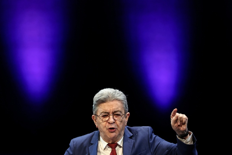 Le leader de La France Insoumise Jean-Luc Mélenchon lors d'un meeting pour les élections municipales, le 19 mars 2026 à Lille 