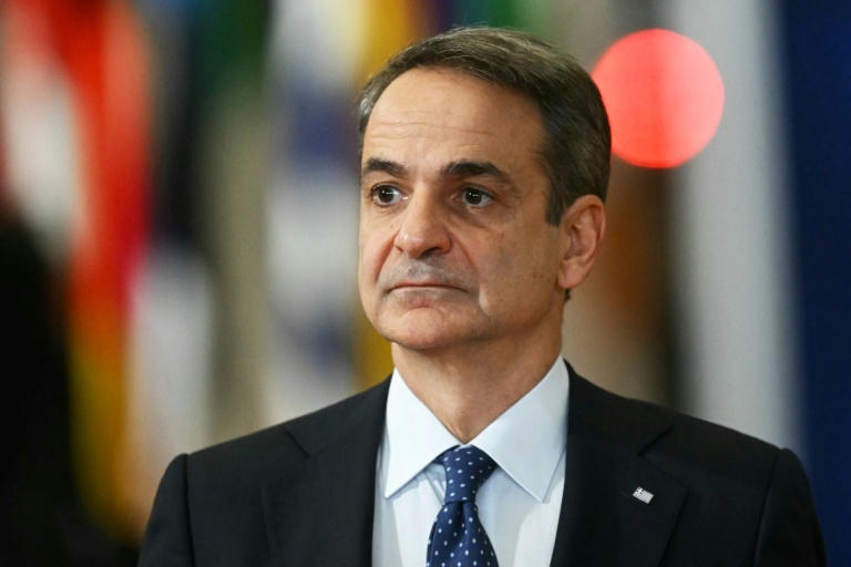Le Premier ministre grec Kyriakos Mitsotakis arrive pour une réunion à Bruxelles, le 22 janvier