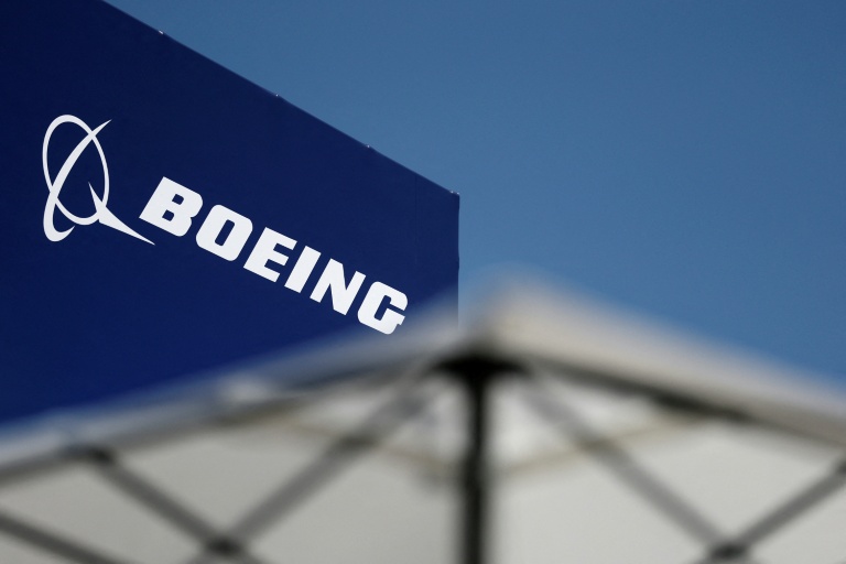 Les grévistes de Boeing ont ratifié le 13 novembre 2025 leur nouveau contrat social pour cinq ans