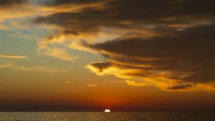 La température des eaux de surface des océans mondiaux a atteint 21,1°C en moyenne samedi, selon l'observatoire européen Copernicus