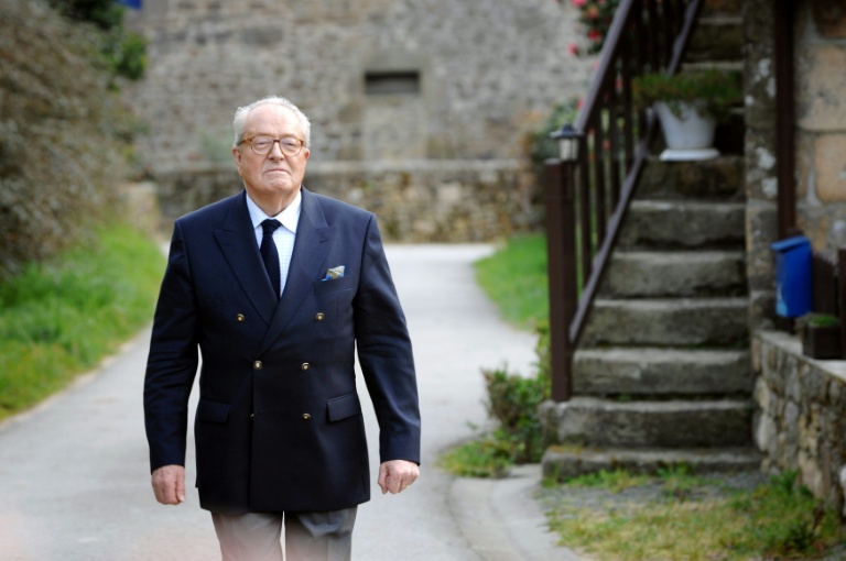 Jean-Marie Le Pen le 17 mars 2007 à Locmariaquer