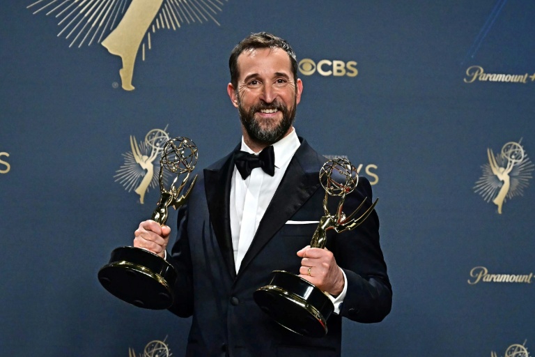 Noah Wyle lors des Emmy, à Los Angeles, le 14 septembre 2025
