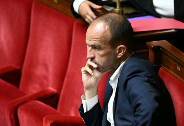 Le député Manuel Bompard de La France Insoumise avant le vote de confiance sur le budget d'austérité du gouvernement, à l'Assemblée nationale à Paris, le 8 septembre 2025