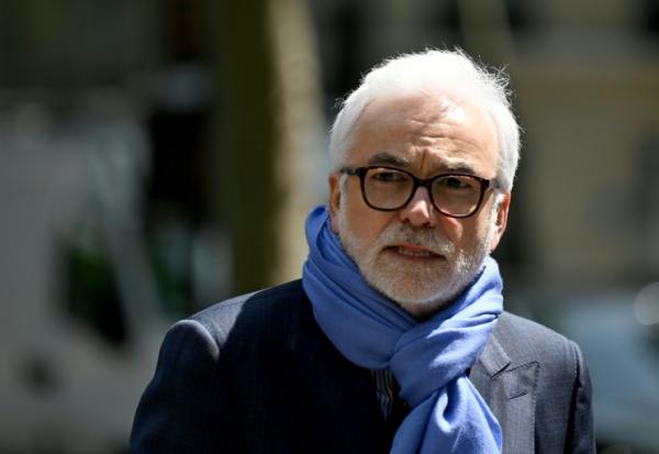 L'animateur sur CNews, Pascal Praud, le 22 mai 2025 à Neuilly-sur-Seine, près de Paris