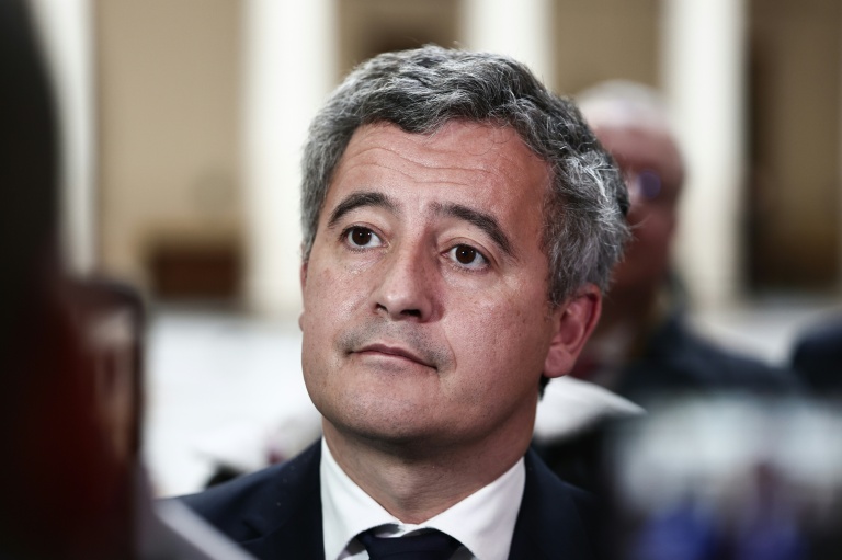 Le ministre de la Justice Gerald Darmanin s'adresse à la presse, le 9 février 2026 à Aix-en-Provence 