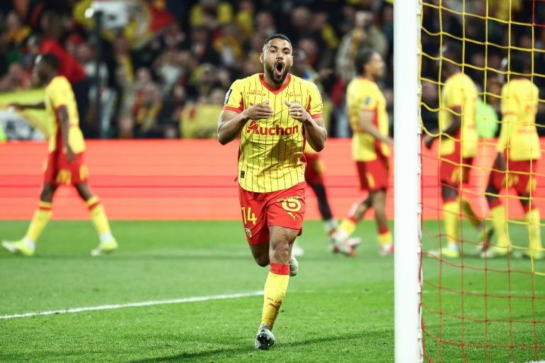 Matthieu Udol lors de la victoire du RC Lens contre Angers au stade Bollaert en Ligue 1 le 20 mars 2026