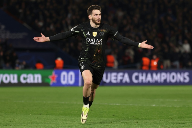 L'attaquant géorgien du Paris SG Khvicha Kvaratskhelia lors du match contre Chelsea, en 8e aller de la Ligue des champions, le 11 mars 2026 au Parc des Princes