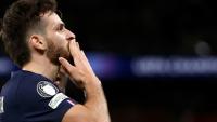 L'attaquant géorgien du Paris Saint-Germain Khvicha Kvaratskhelia après son but contre l'Atalanta Bergame, en Ligue des champions au Parc des Princes le 17 septembre 2025 