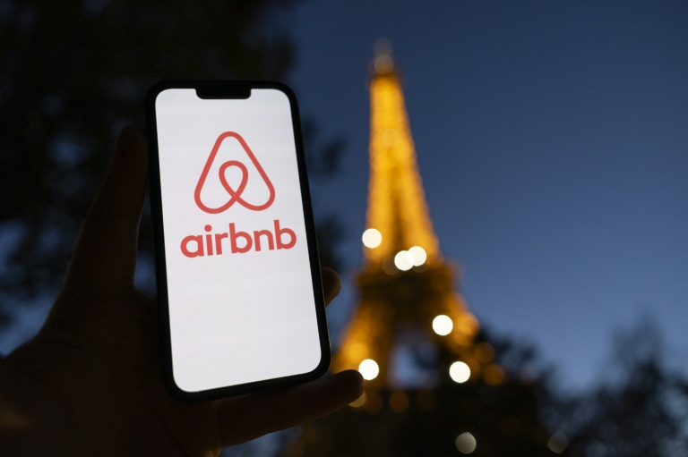 La Ville de Paris a fait condamner les propriétaires de deux logements loués illégalement sur Airbnb à des amendes record pour la capitale
