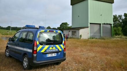 Le silo où les enquêteurs ont découvert le corps d'une enfant qui pourrait être Lyhanna, à Puycasquier dans le Gers, le 5 juin 2026