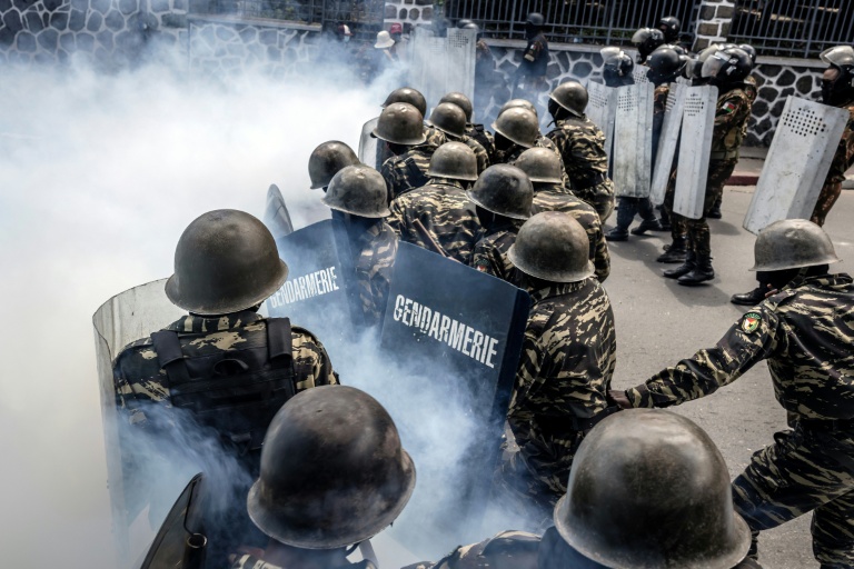 Affrontements entre gendarmes et manifestants à Antananarivo, le 11 octobre 2025 à Madagascar
