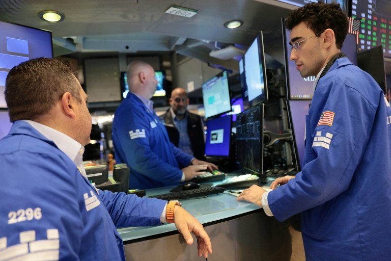Traders sur le parquet du New York Stock Exchange, le 14 septembre 2026.