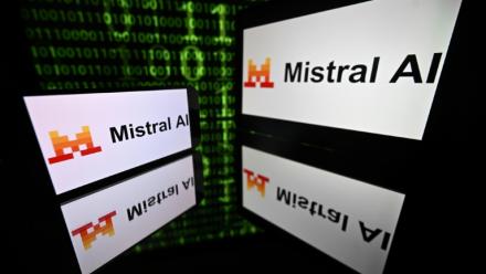 Mistral, arrivé dernier d'un classement sur la gestion des risques associés à l'Intelligence artificielle, juge la méthodologie discutable