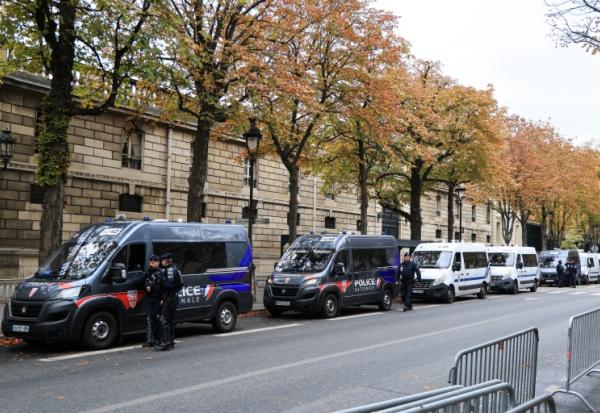 Forces de l'ordre à Paris