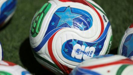 Les douanes françaises ont saisi près de 2.300 maillots contrefaits de la Coupe du monde de football à venir